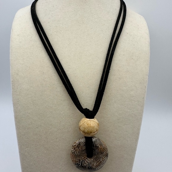 Coral Fossil Donut Pendant Necklace on Black Faux Leather Double Rope - Picture 4 of 14